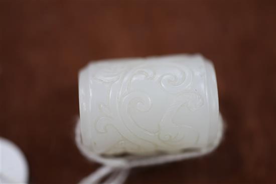A Chinese white jade cylindrical bead, 18th / 19th century, 2.2cm